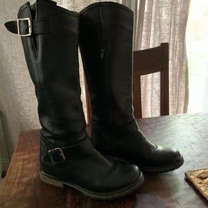 Steve Madden boots